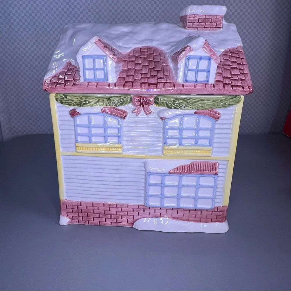 Christmas Village Earthenware Christmas Cookie Jar In‎ Original Box VTG